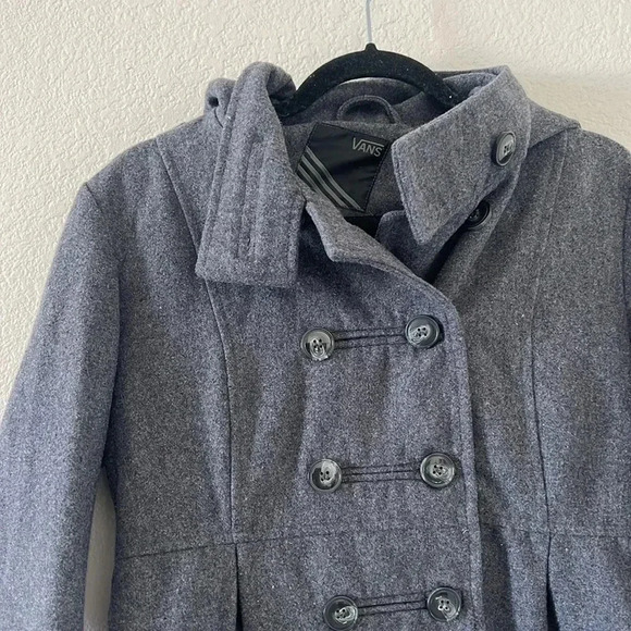 Vans women size M - Picture 3 of 12